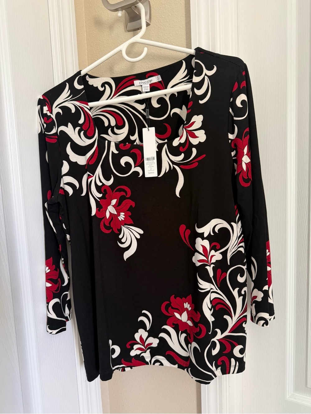 Chico's Black Red & White Floral Long Sleeve Tunic